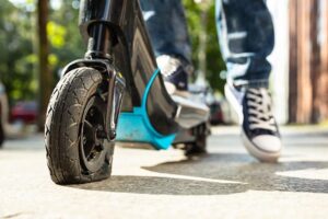 Read more about the article Rev Up Your Maintenance Routine: Expert Tips for Maximizing Your Scooter’s Lifespan