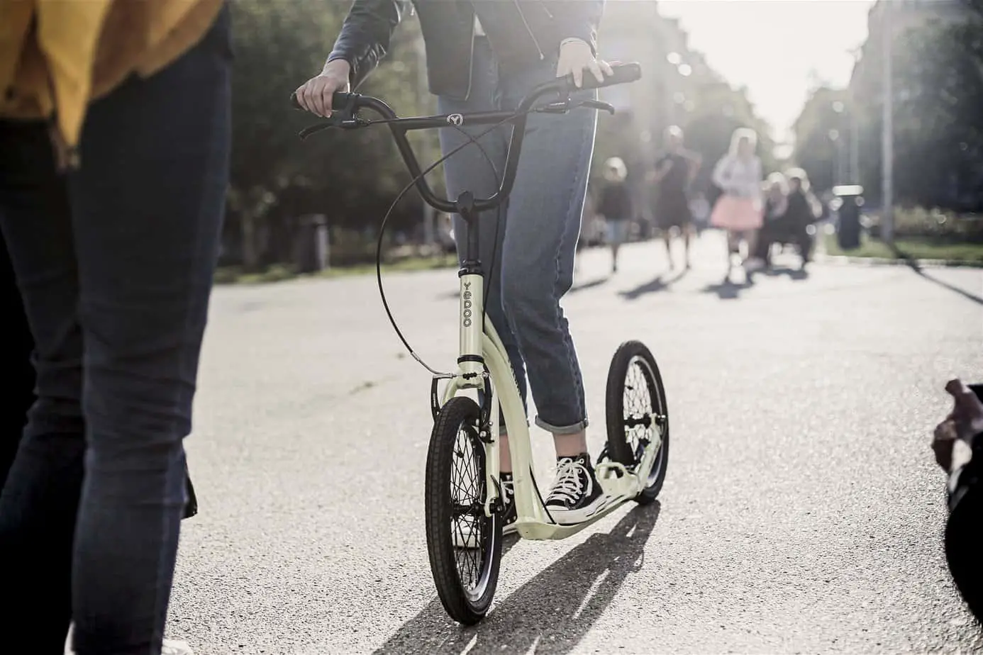 Read more about the article Rediscovering Mobility: The Resurgence of Adult Kick Scooters