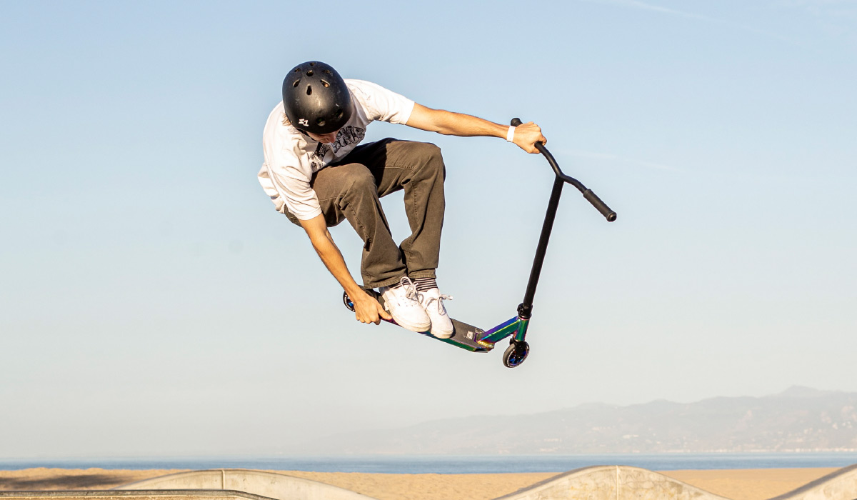Read more about the article Unleashing the Thrill: The Rise of Stunt Kick Scooters in Extreme Sports