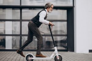 Read more about the article Navigating the Future: The Rise of Electric Scooters in Urban Mobility