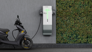 Read more about the article Battery Scooty Range and Performance: Key Factors to Consider