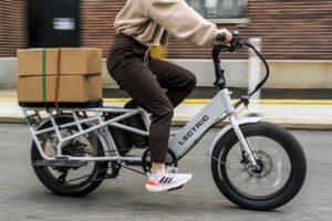 Read more about the article The Best Folding Bicycles Under $500 in 2024