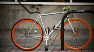 Read more about the article City Bicycle Storage Solutions: Practical Tips for Urban Cyclists